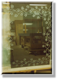 Ivy Etched Shower Screen